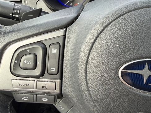 Used 2017 Subaru Outback 2.5i Limited image 16