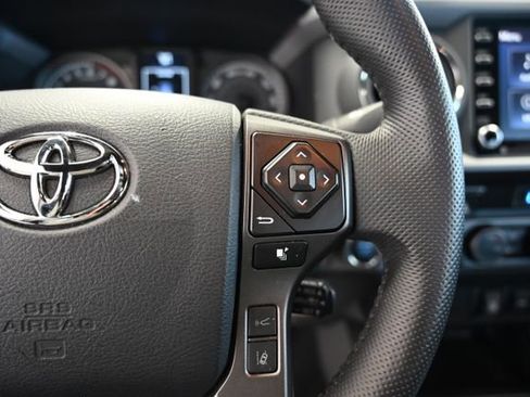 Used 2023 Toyota Tacoma TRD Off-Road image 23