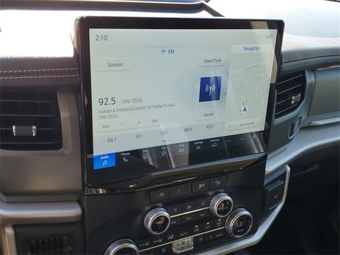 Used 2024 Ford Expedition Max XLT image 29