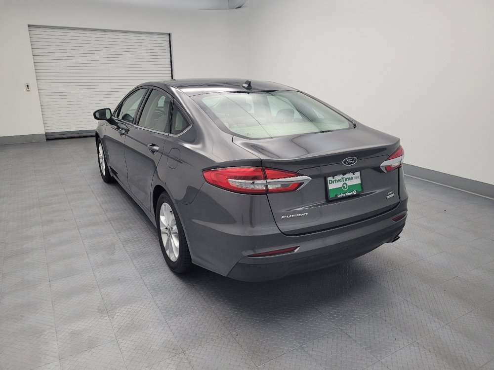 Used 2019 Ford Fusion SE FWD image 5