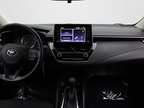 Used 2021 Toyota Corolla LE FWD image 27