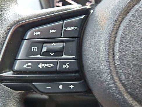 Used 2025 Subaru Crosstrek 2.5i Premium AWD/4WD image 18