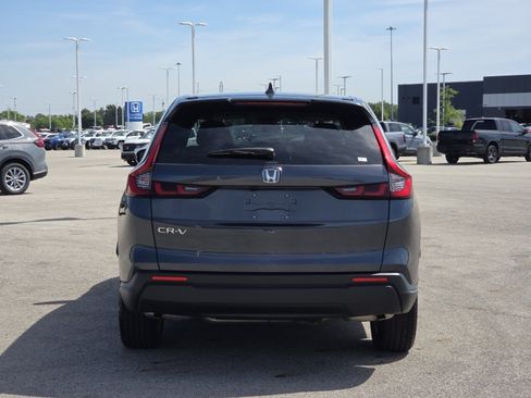 Used 2025 Honda CR-V EX image 18
