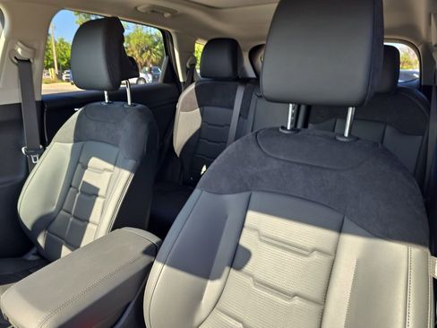 New 2026 Kia Sportage SX image 23