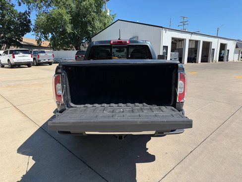 Used 2019 GMC Canyon SLT w/ Driver Alert Package AWD/4WD image 33