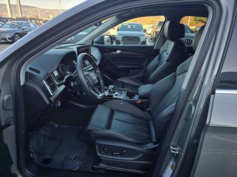 Used 2025 Audi Q5 2.0T Premium image 22