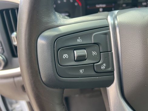 Used 2022 GMC Sierra 1500 SLT w/ X31 Off-Road Package image 15