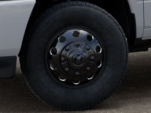 Used 2026 RAM 3500 Big Horn AWD/4WD image 9