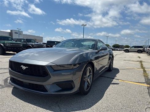 New 2025 Ford Mustang EcoBoost image 9