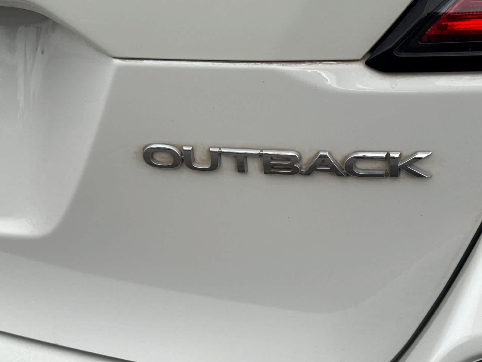Used 2022 Subaru Outback Limited AWD/4WD image 10