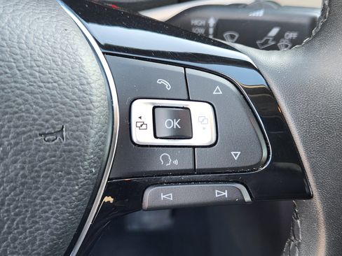 Used 2022 Volkswagen Passat 2.0T SE image 23