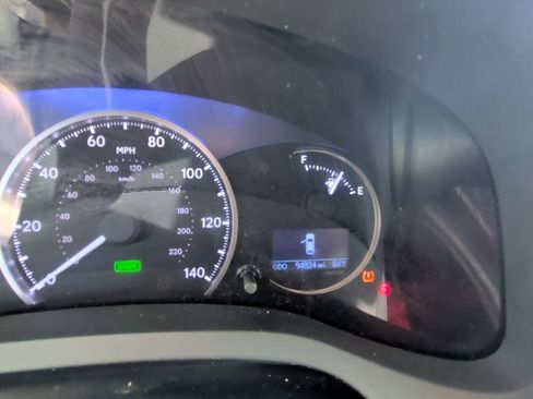 Used 2014 Lexus CT 200h FWD image 16
