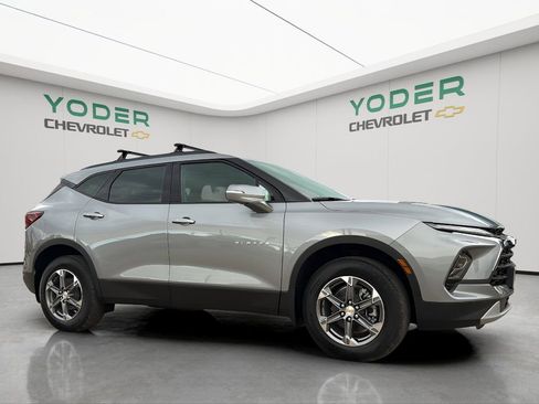 New 2026 Chevrolet Blazer LT image 3