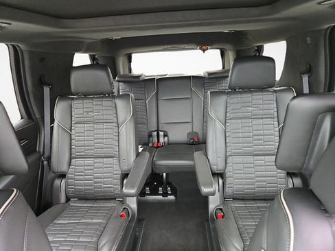 Used 2021 Cadillac Escalade Sport Platinum w/ LPO, ONYX Package AWD/4WD image 30