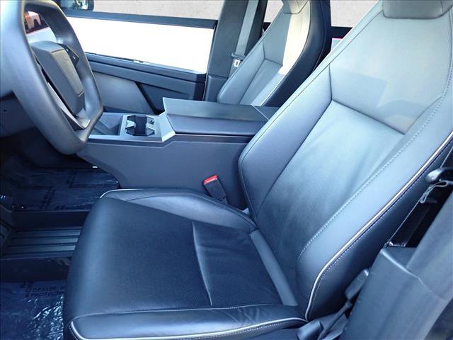 Used 2024 Tesla Cybertruck AWD Crew Cab image 14