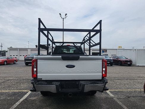 Used 2024 Ford F250 XL w/ Snow Plow Prep Package AWD/4WD image 4