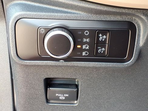 Used 2023 Ford Bronco Wildtrak AWD/4WD image 17