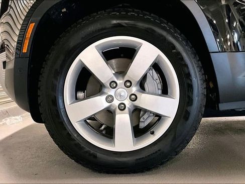 Certified 2025 Land Rover Defender 130 S image 8