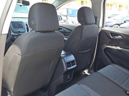 Used 2024 Chevrolet Equinox LT FWD image 16
