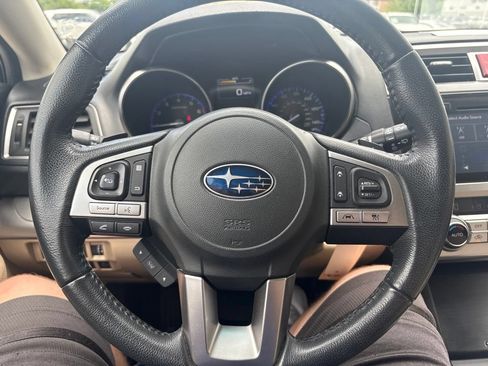 Used 2017 Subaru Outback 2.5i Premium AWD/4WD image 16