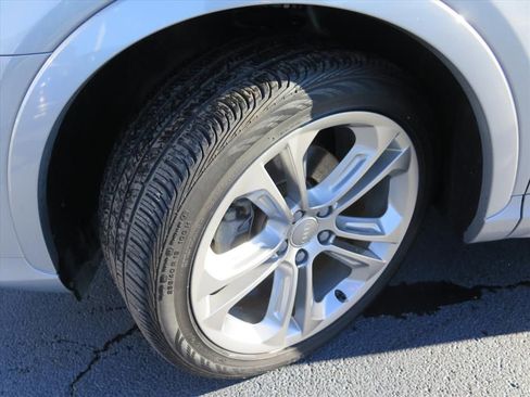 Used 2017 Audi Q3 2.0T Prestige image 18