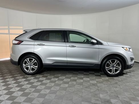 Used 2015 Ford Edge Titanium image 5