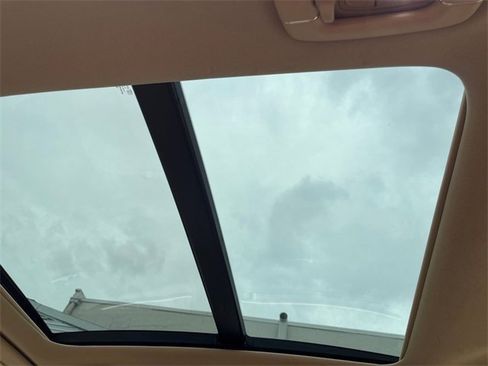 Used 2015 Hyundai Genesis 3.8 w/ Option Group 04 image 18