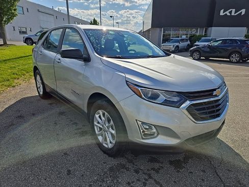 Used 2020 Chevrolet Equinox LS w/ LPO, Floor Liner Package AWD/4WD image 1