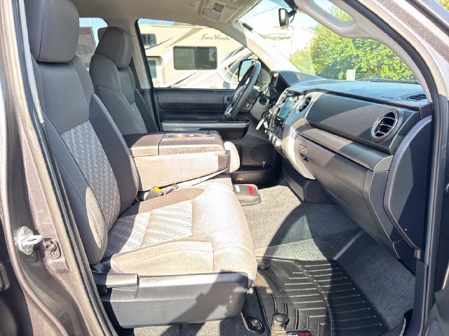 Used 2021 Toyota Tundra SR5 AWD/4WD image 28