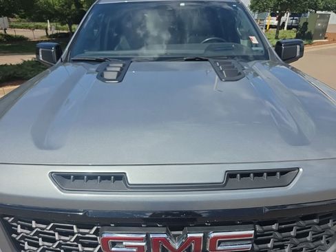 Used 2024 GMC Sierra 1500 AT4 w/ Technology Package AWD/4WD image 20