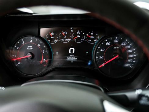 Used 2018 Chevrolet Camaro ZL1 RWD image 18