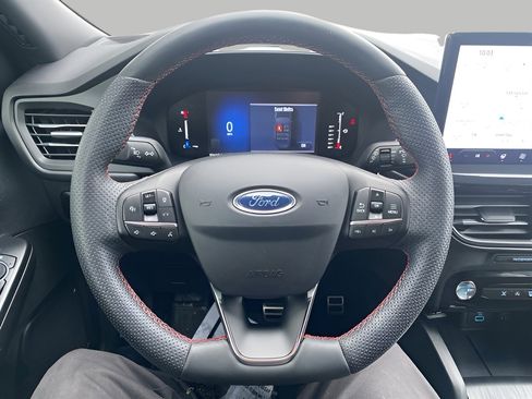 Certified 2023 Ford Escape ST-Line w/ Tech Pack #1 image 11