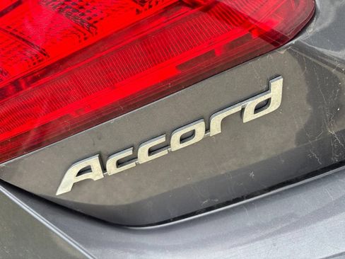Used 2015 Honda Accord EX-L image 22
