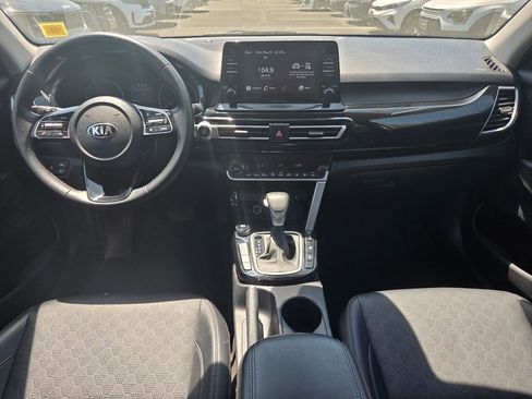 Used 2021 Kia Seltos EX AWD/4WD image 12