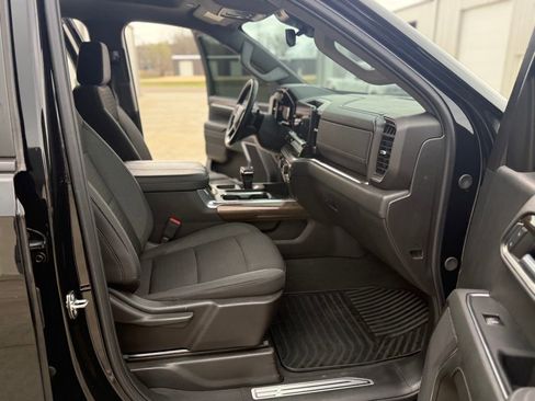Used 2024 Chevrolet Silverado 1500 RST w/ Z71 Off-Road Package AWD/4WD image 39