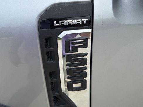 Used 2023 Ford F550 4x4 SuperCab Super Duty image 10