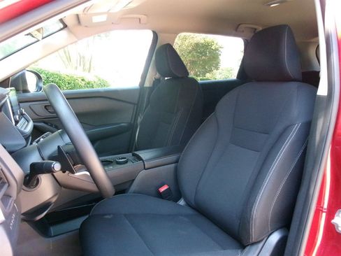Used 2024 Nissan Rogue S AWD/4WD image 13