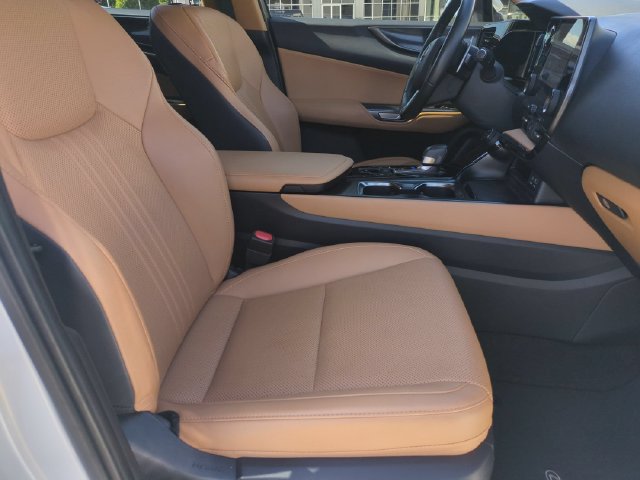Used 2024 Lexus NX 250 FWD w/ Towing Package (2000 Lbs) image 26