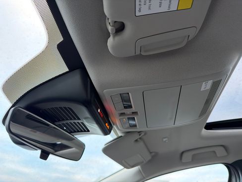 New 2026 MAZDA MAZDA3 2.5 S Sedan w/ Preferred Pkg image 28