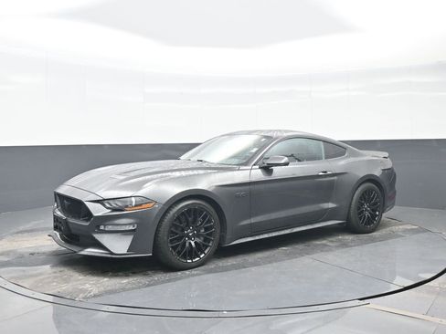 Used 2019 Ford Mustang GT image 2