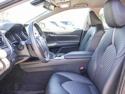 Used 2024 Toyota Camry SE w/ Convenience Package FWD image 18
