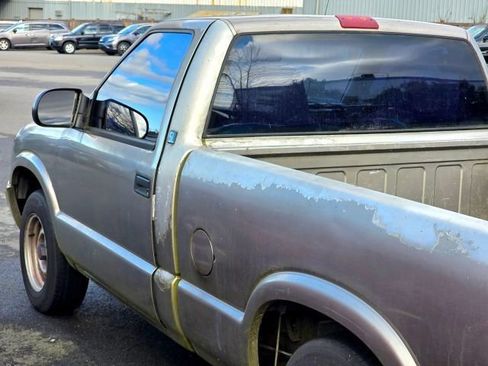 Used 2003 GMC Sonoma SL image 4