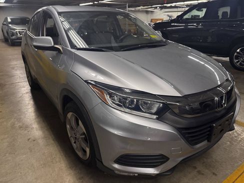 Used 2019 Honda HR-V LX image 1