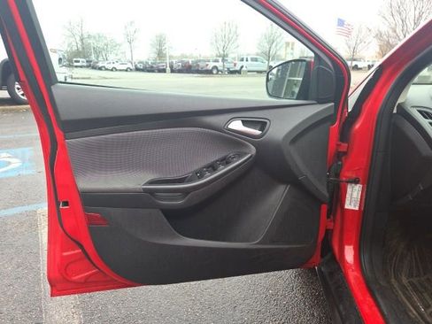 Used 2013 Ford Focus SE image 15