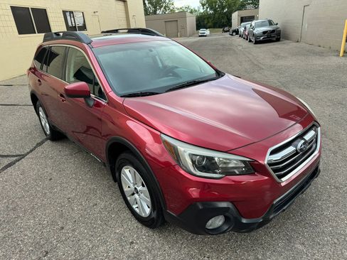 Used 2018 Subaru Outback 2.5i Premium AWD/4WD image 13