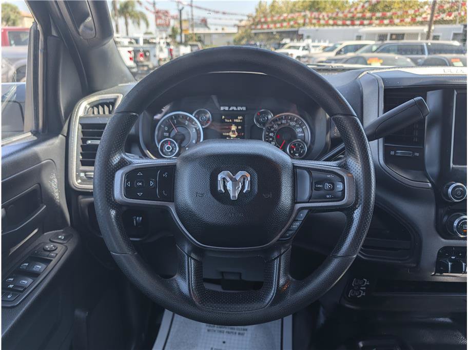 Used 2024 RAM 3500 Tradesman w/ Chrome Appearance Group AWD/4WD image 7