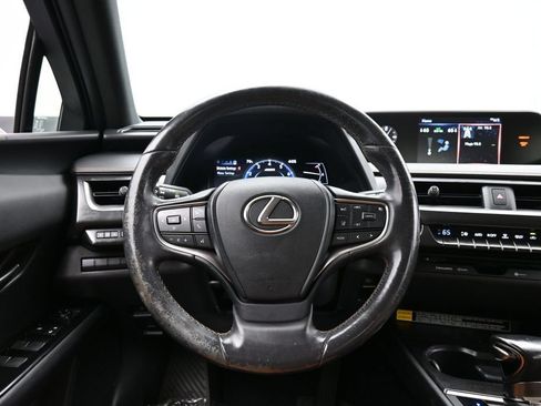 Used 2021 Lexus UX 200 w/ Accessory Package (Z2) FWD image 41