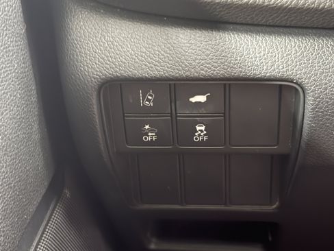 Used 2017 Honda CR-V Touring image 18