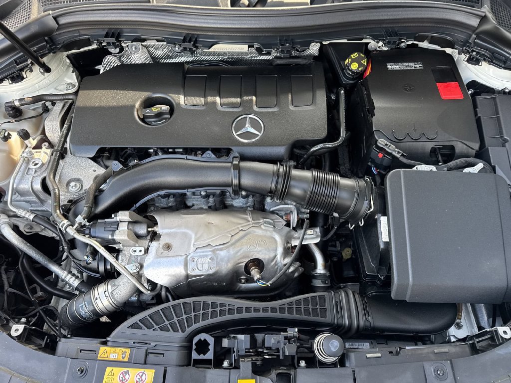 Used 2022 Mercedes-Benz GLA 250 4MATIC image 23
