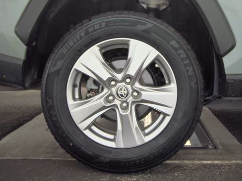 Used 2023 Toyota RAV4 XLE w/ Convenience Package FWD image 12